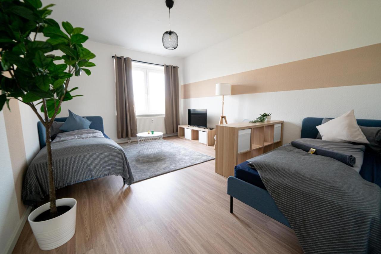Fullhouse - Zwickau - R85 Apartments - Parking - 3 Beds - Nespresso Esterno foto